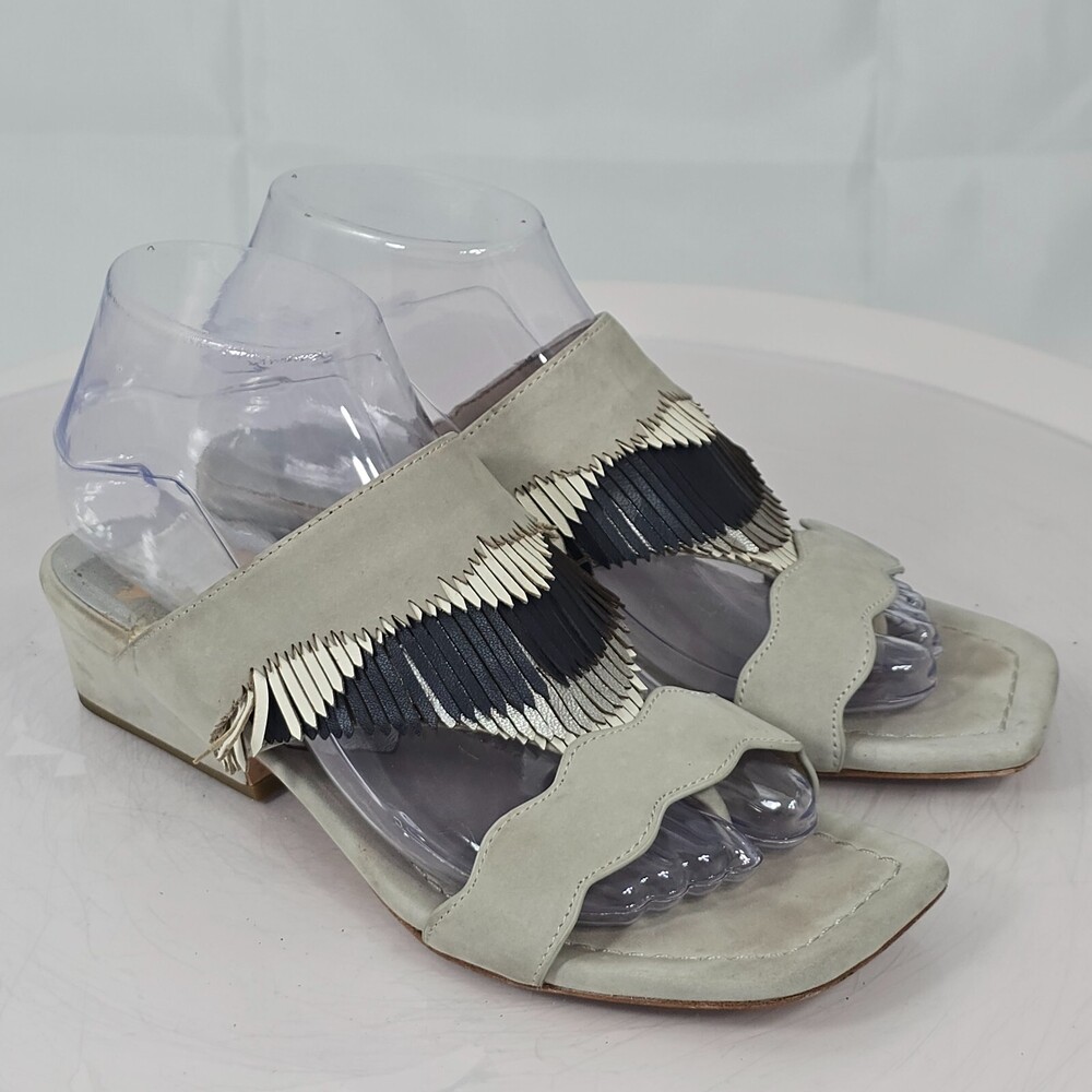 Donald J Pliner Slide Thong Sandals 7.5 Darcie Gray/Blue Fringe Suede Heels